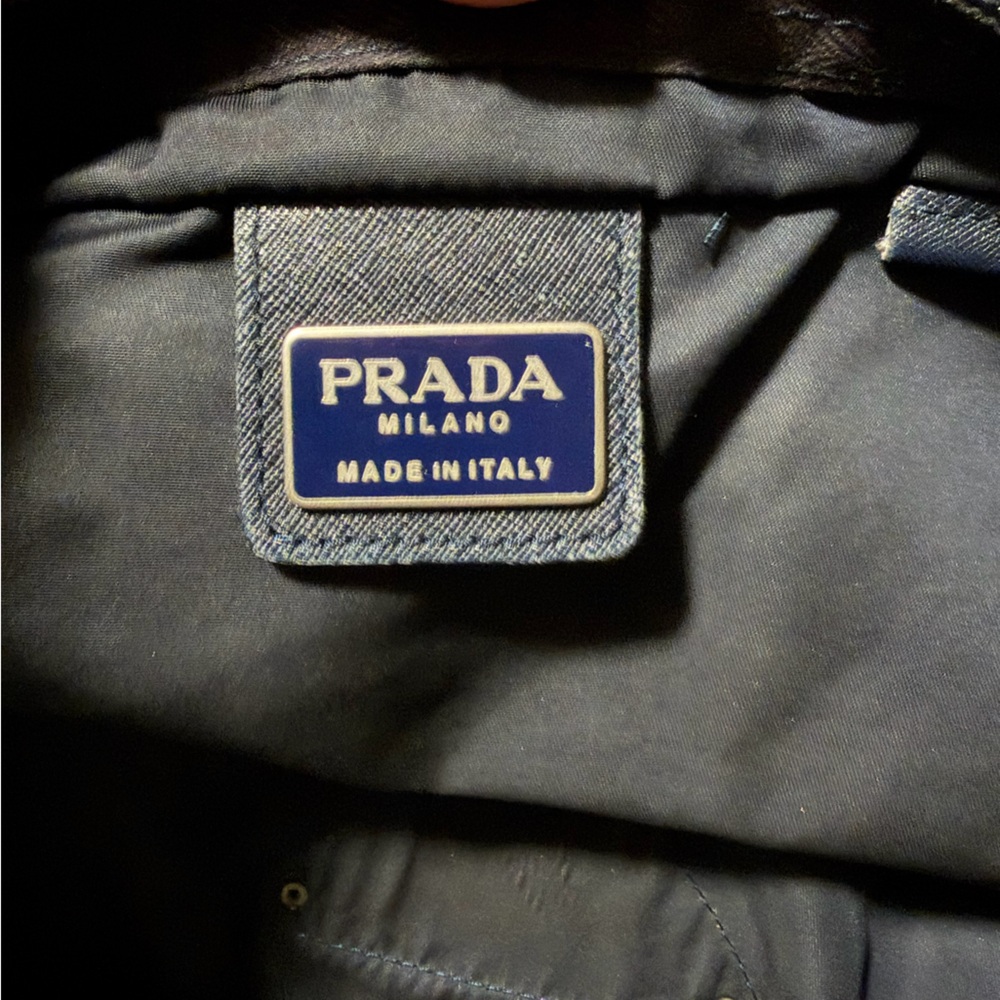 AUTHENTIC VINTAGE Prada Nylon Tote Bag Navy - Picture 4 of 6